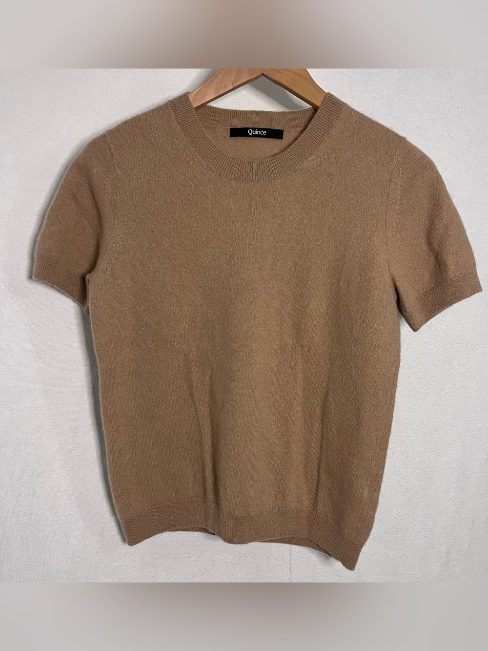 Quince 100% Mongolian Cashmere Short Sleeve Crewneck Sweater Camel Brown M